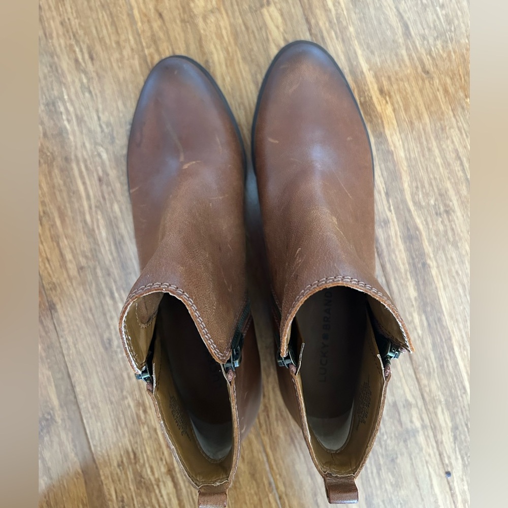 Lucky Brand Basel Ankle Booties in faux distressed Toffee Leather color Sz 9.5 - Picture 11 of 13